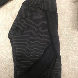 Black lululemon leggings